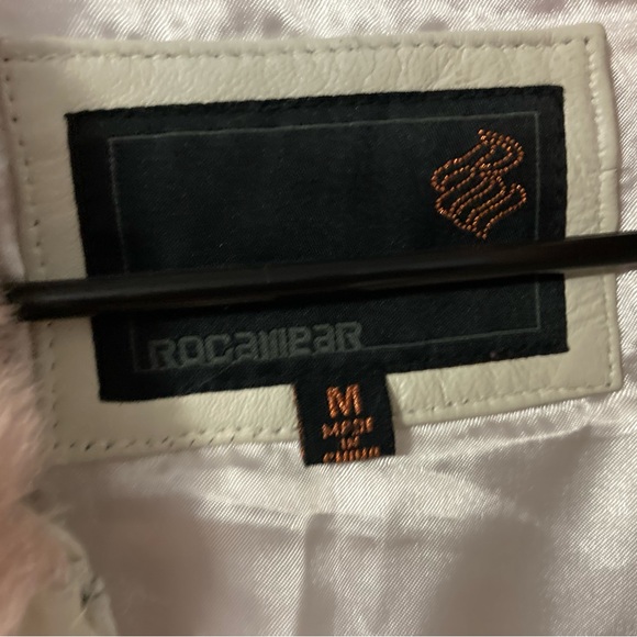 Vintage Ladies Leather Rocawear jacket! Medium - Picture 3 of 5